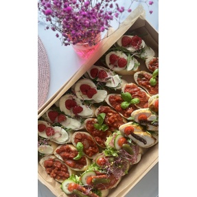 BOXY CATERINGOWE Mini kanapki bankietowe mix X 35 SZTUK